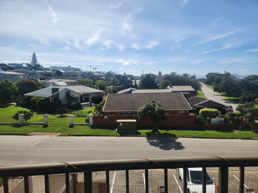 3 Bedroom Property for Sale in Jeffreys Bay Central Eastern Cape